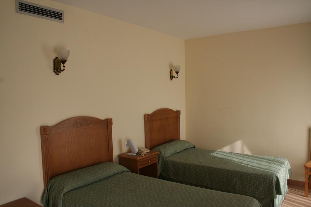Hotel Austria 76 Sagunto 部屋 写真